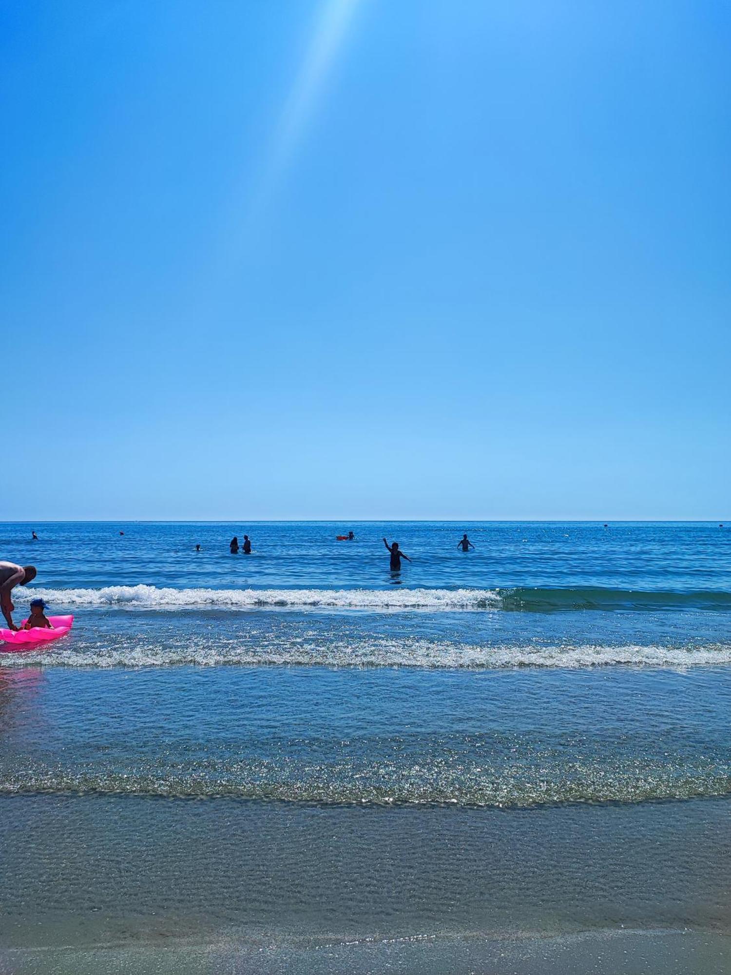 Năvodari Apartament Studio Teo Blue In Mamaia Nord מראה חיצוני תמונה